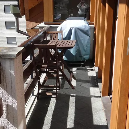 Apartment Bierlialp-park A35 *